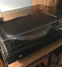 Old school Dual 505-2 belt drive turntable